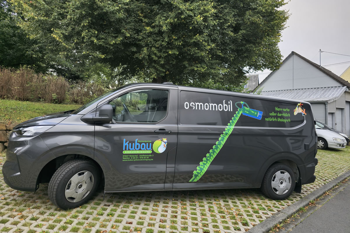 Das Osmomobile für die Glasreinigung mit Reinwasser