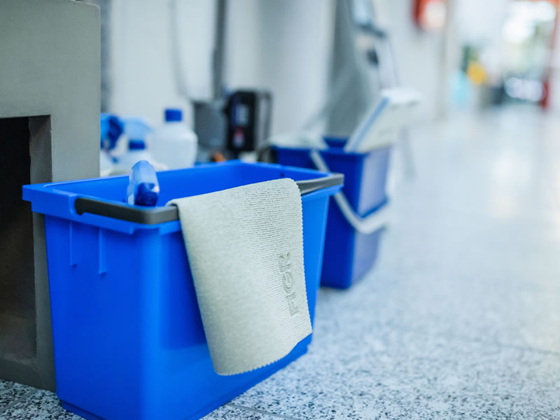 Gebäudereinigung Materiallieferung, Reinigungsdienstleistung
