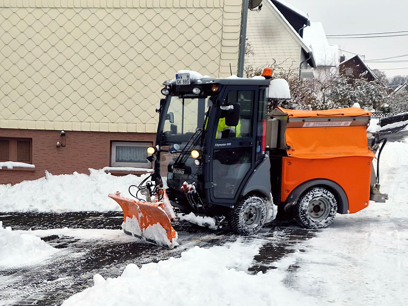 Gebäudereinigung Winterdienst, Reinigungsdienstleistung